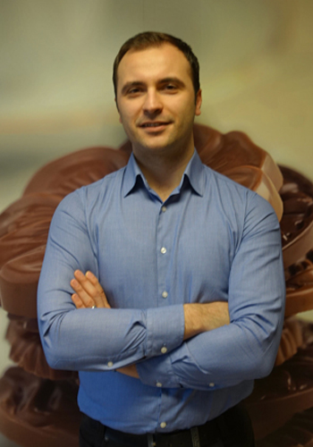 Onur ile tanış