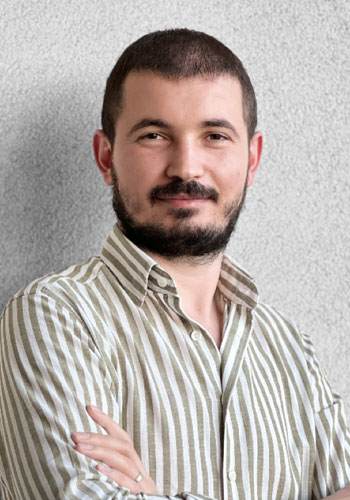 Adem ile tanış