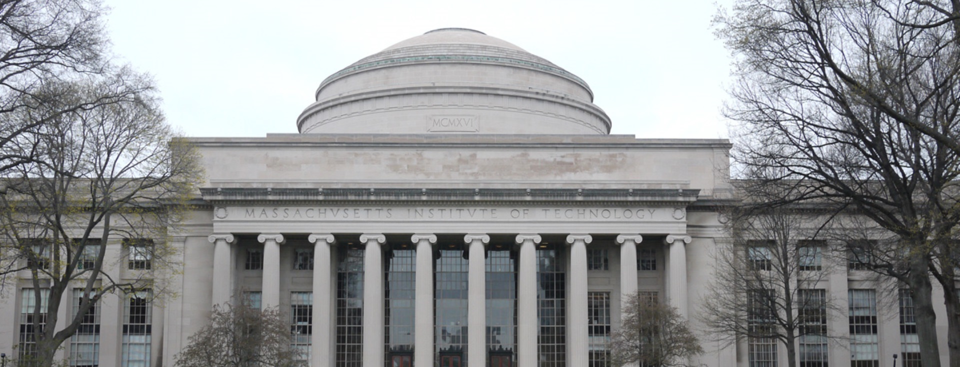 MIT'den Herkes İçin Eğitimler İçeren Online Master Programı 