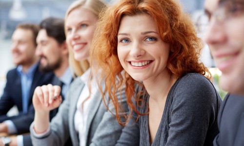 İş Görüşmesinde Etkili Bir İlk İzlenim Elde Etmek İçin 8 Yol