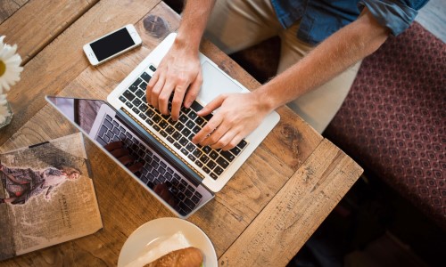 En Yetenekli Yazılımcıları Ekibe Katmanızı Sağlayacak 4 Yol