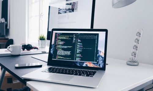 Teknoloji Alanında Ücretsiz Online Eğitimler