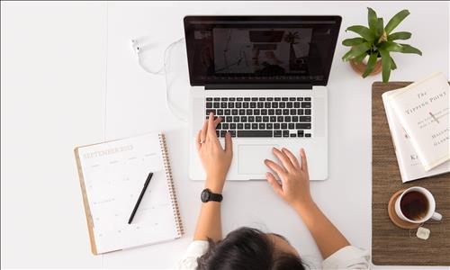 8 Ücretsiz Online Eğitim Platformu