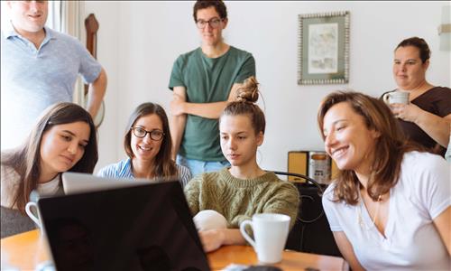 En İyi Teknoloji Yeteneğini Nasıl Çekeceğinize Dair En Etkili 7 İpucu