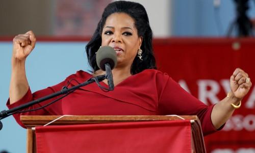 Oprah'ın Gençlere Tavsiyesi: Siz İşiniz Demek Değilsiniz Farkedin